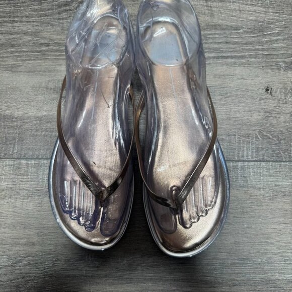 Dolce Vita Metallic Leather Thong Women's Size 8 - Picture 2 of 7